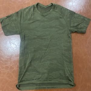 LuluLemon Metal Vent Tech T-Shirt (Size S)